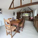 Le Presbytere De Buis * Créton