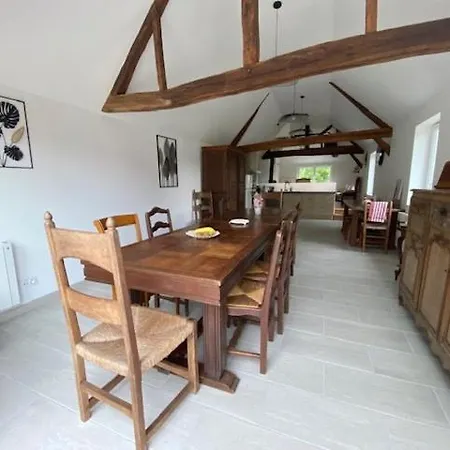 Le Presbytere De Buis * Creton
